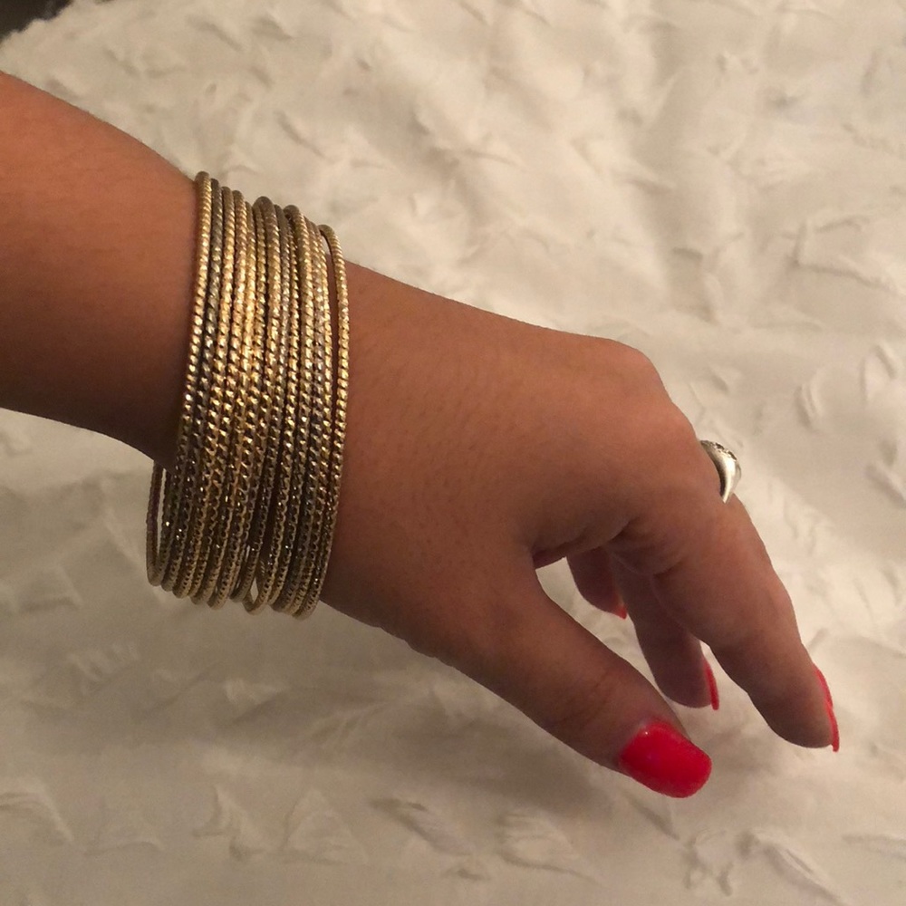 GOLD BANGLES⭐️